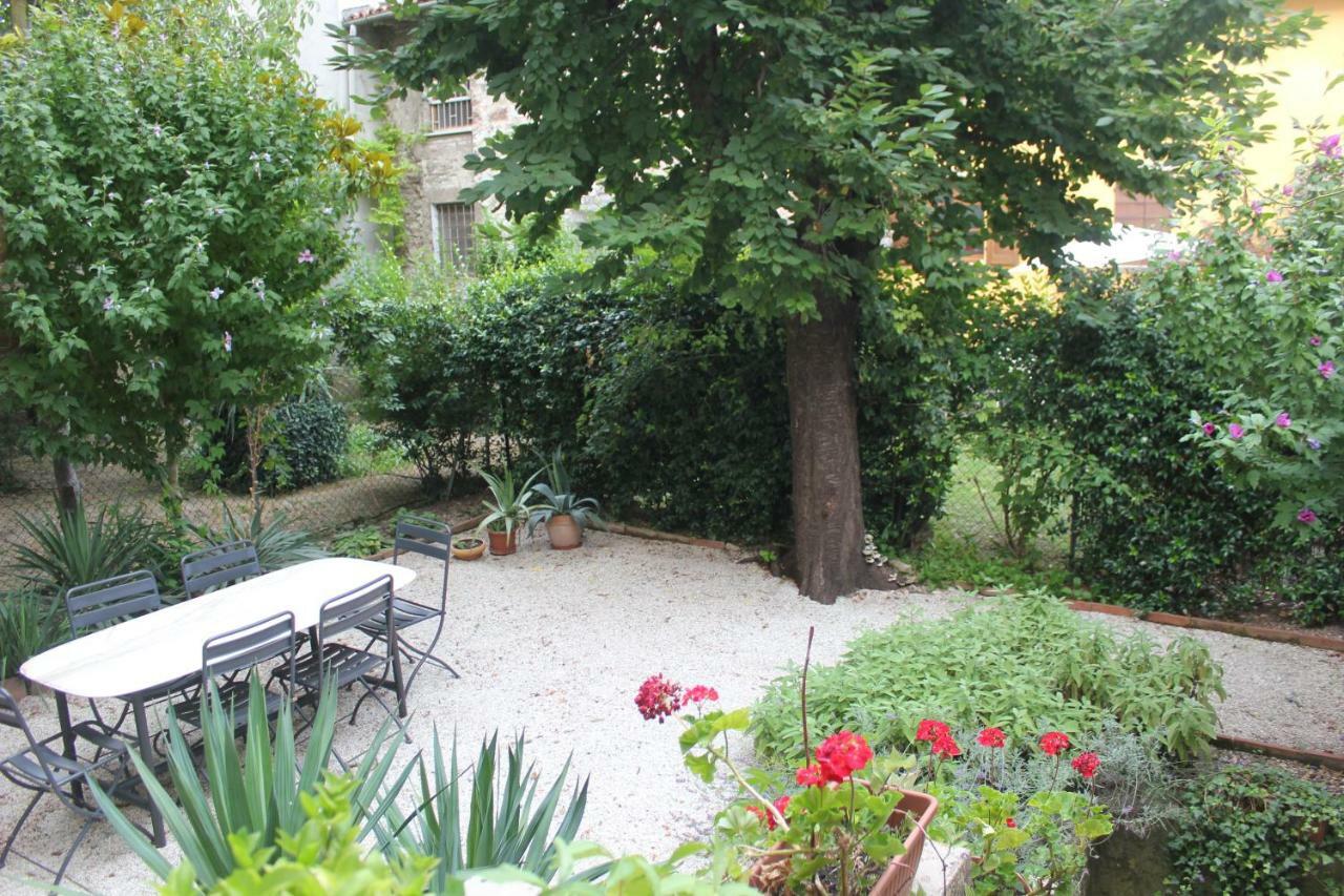 Residence Via Benamati Cagli Exterior photo